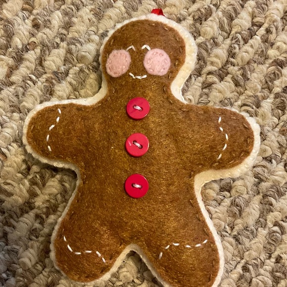 Hand-Crafted Felt Christmas Ornaments - Picture 9 of 16